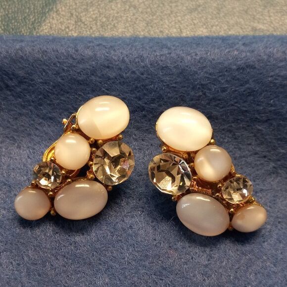 Vintage Pakula Earrings - Picture 1 of 6